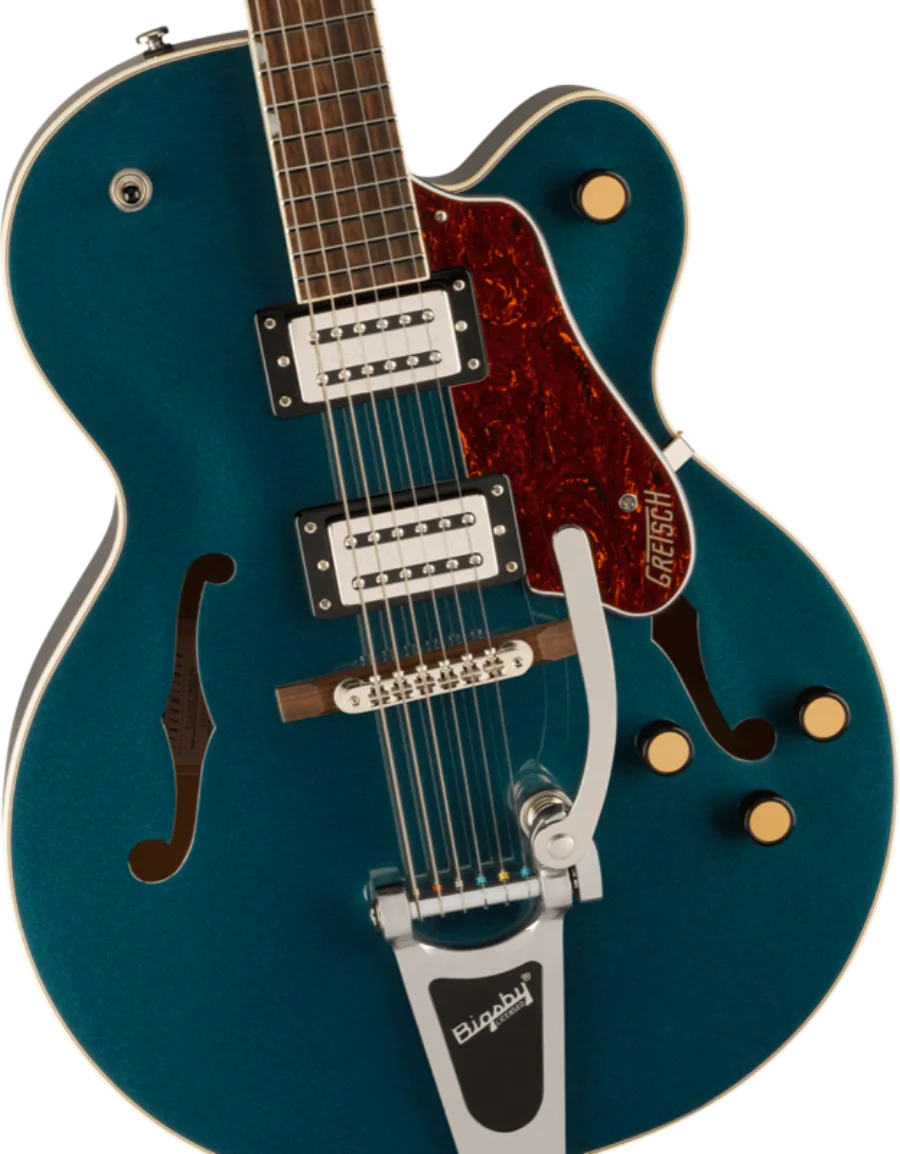 Gretsch G2420T Streamliner, f-hole and pickup detail